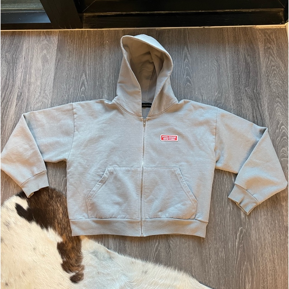 POOL HOUSE NEW YORK Cropped Zip Sweatshirt